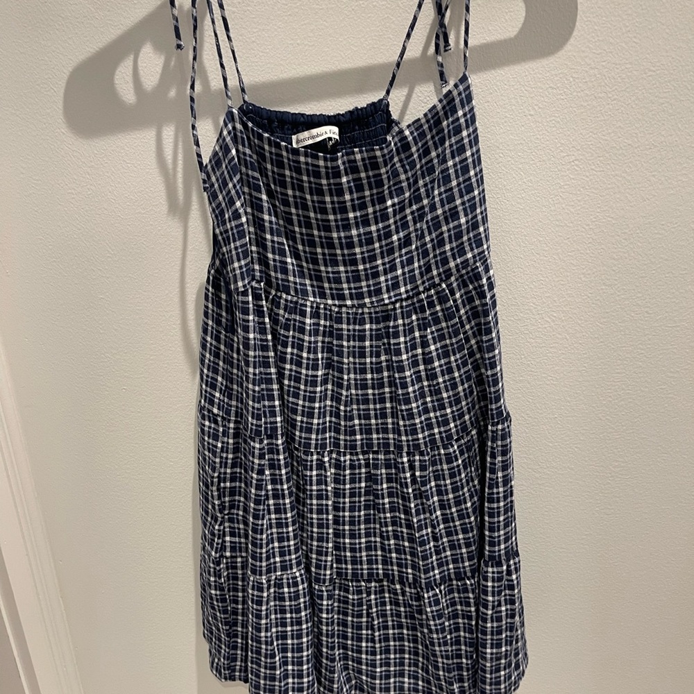 Blue lined dress